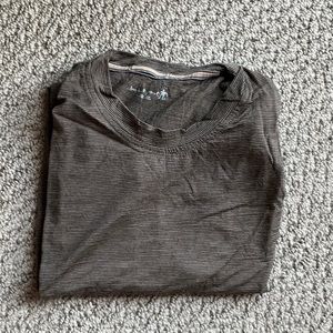 Smartwool Men’s t-shirt. Size M color Brown